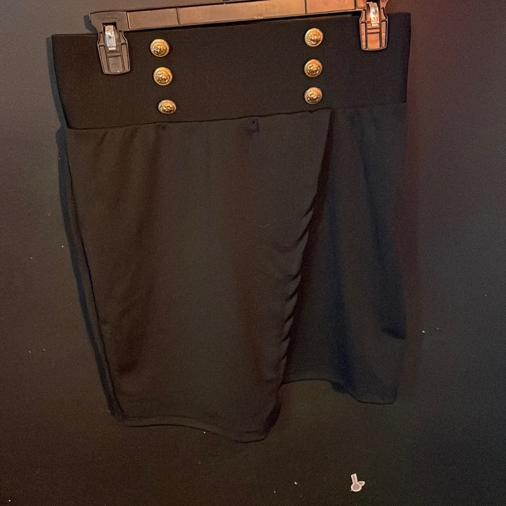 Black skirt